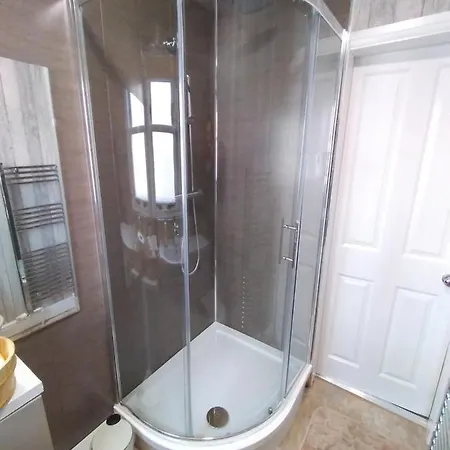 Cosy 2-Bdr Apartment & 15 Minutes To Edinburgh By Train & Free Parking Prestonpans Exterior photo